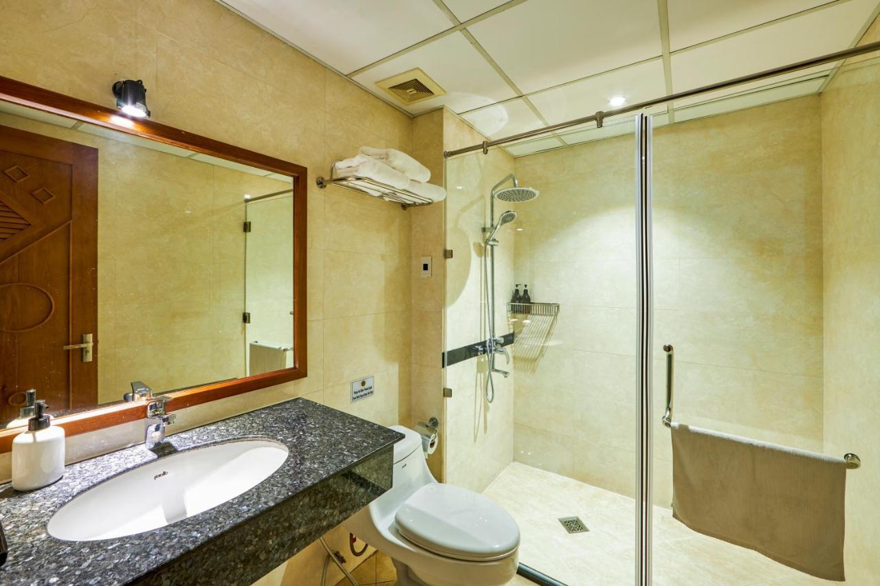 The Noble Swan Saigon 3*