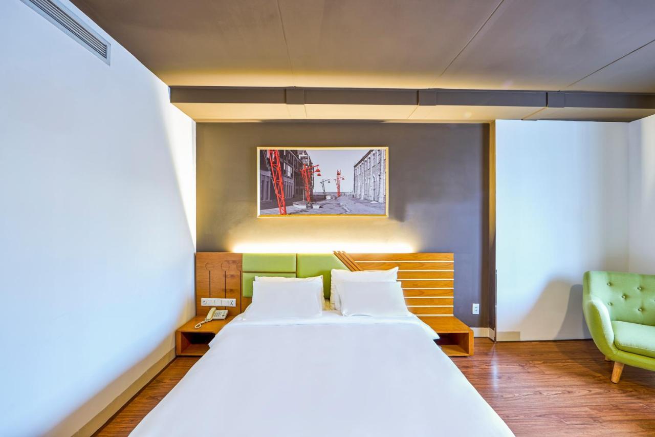 Hotel The Noble Swan Saigon Ho Chi Minh City